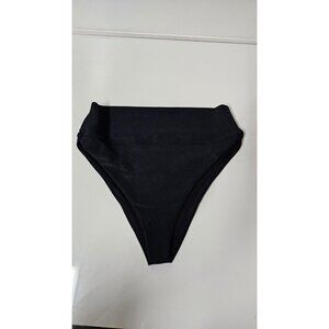 Beach Riot ribbed high-waisted bikini bottoms in black. Size Medium